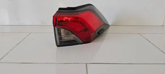 Toyota RAV 4 (XA50) Tailgate rear/tail lights 8155042230 A4S1810000