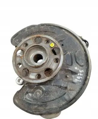Mercedes-Benz C W205 Front wheel hub spindle knuckle 