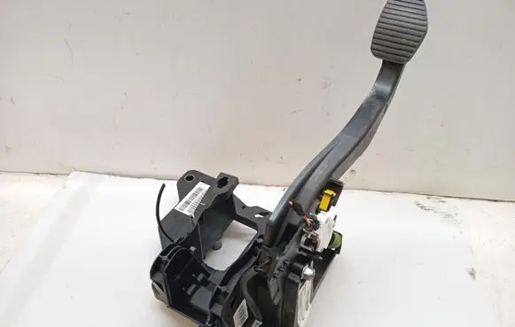 Citroen C5 Clutch pedal 9666944980