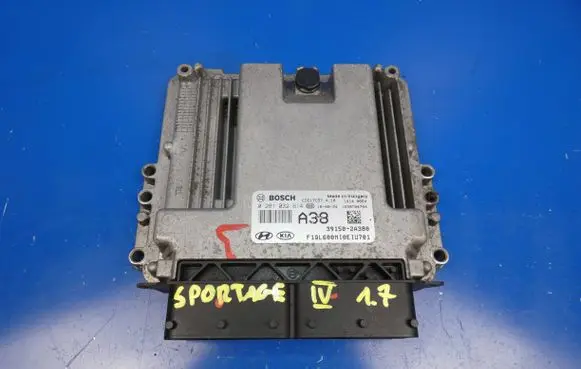 KIA Sportage Engine control unit/module 391502A380 0281032614 EDC17C57