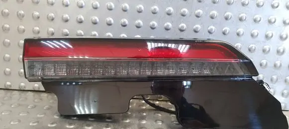 Volvo C40 Tailgate rear/tail lights 32365673