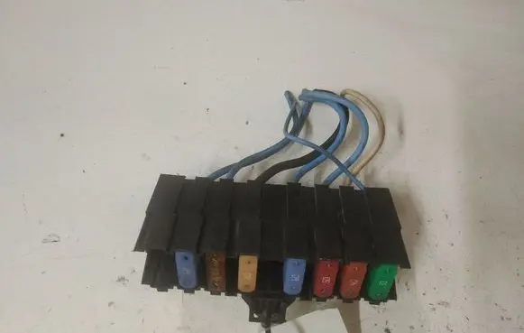 Citroen C6 Fuse module 9636079380 11972