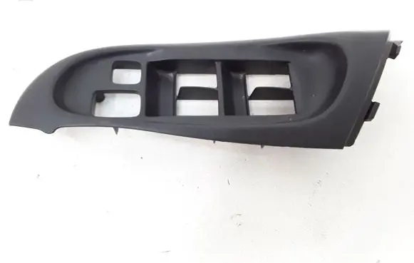 Nissan Almera N16 Front door window switch trim 