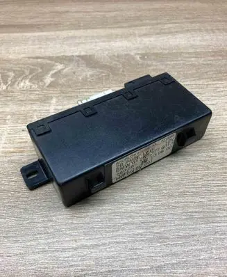 BMW 7 E38 Door control unit/module 8377601 689667