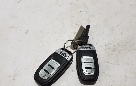 Audi Q5 SQ5 Ignition key/card 8K0959754BM