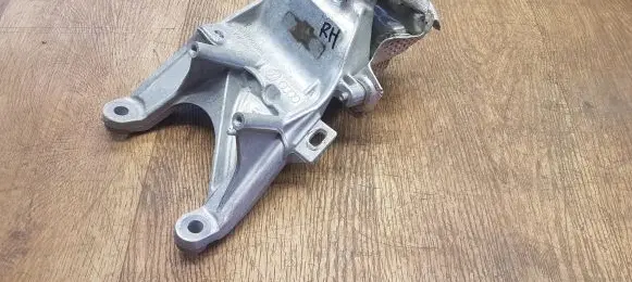 Audi Q5 SQ5 Engine mounting bracket 80A199308A