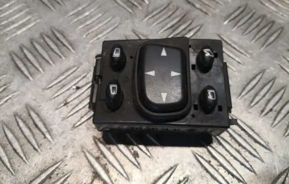 Mercedes-Benz S W220 Wing mirror switch 2208211551 A2208211551