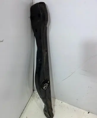 Volkswagen Touareg III Gearbox mounting bracket