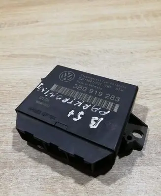 Volkswagen PASSAT B5 Parking PDC control unit/module 3B0919283 601728