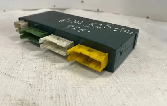 BMW 5 E34 Comfort/convenience module 61358355818 6070 109110