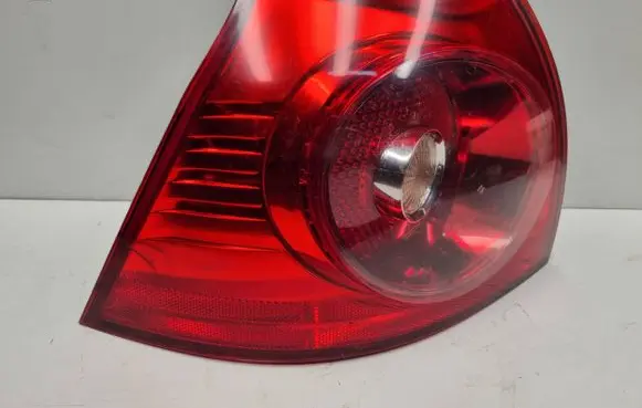Volkswagen Golf V Rear/tail lights 1K6945095B