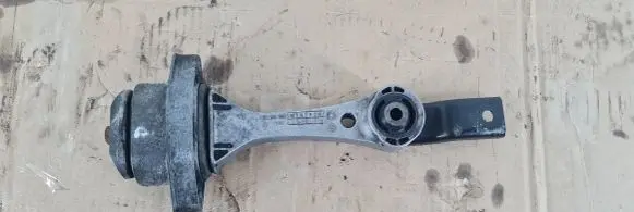 Volkswagen Golf IV Engine mount bracket 1J0199851