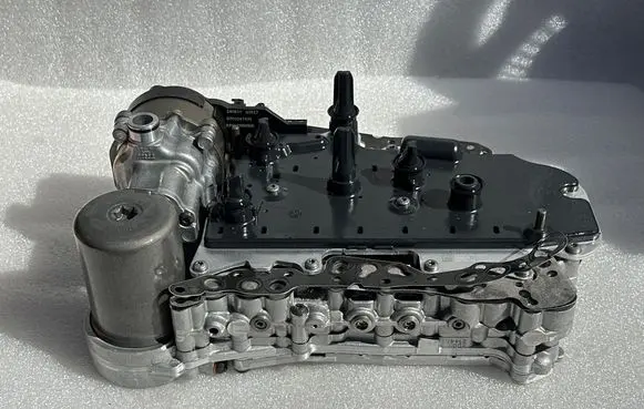 Audi A3 S3 8V Transmission gearbox valve body 0DD325066F 0DD325577A 0DD325583D