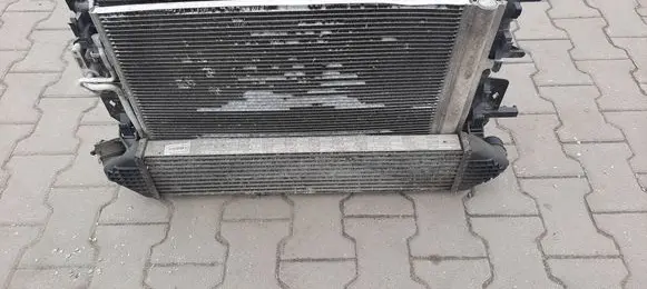 Volvo V40 Coolant radiator RA2192 31319064 M158571A
