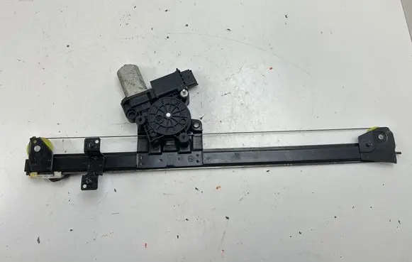 Citroen Jumper Front door window regulator with motor 1368918080