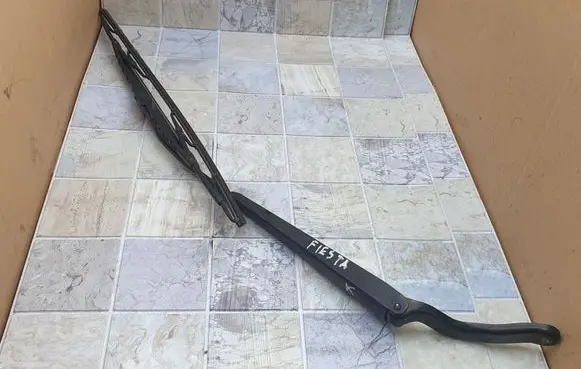 Ford Fiesta Front wiper blade arm 2S6117526AC