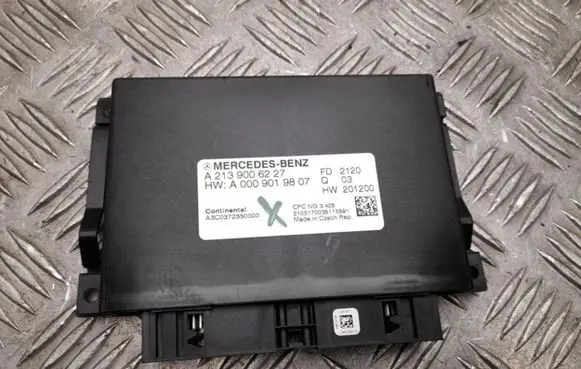Mercedes-Benz CLA C118 X118 Gearbox control unit/module A2139006227