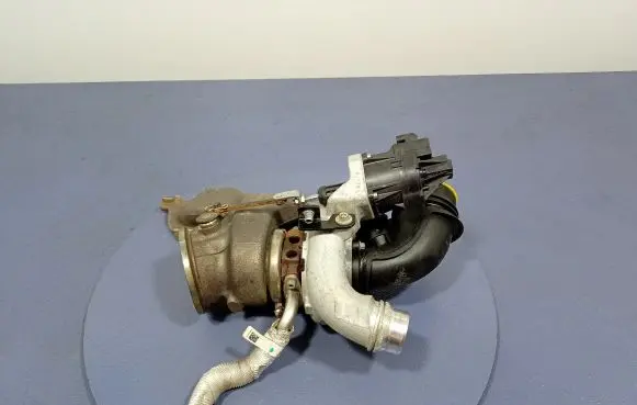 BMW X3 G01 Turbo system vacuum part 8054872