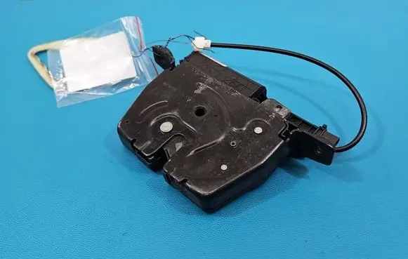 BMW 6 F06 Gran coupe Tailgate/trunk/boot lock/catch/latch 98064105 IMPRK1604783