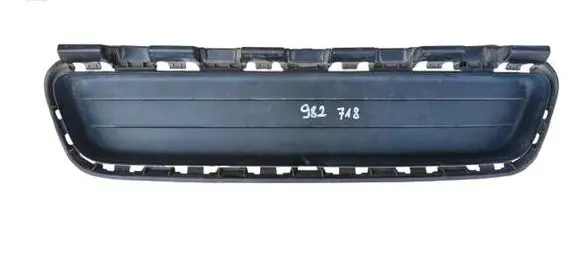 Porsche 718 Cayman 982 982c Front bumper lower grill 982807681