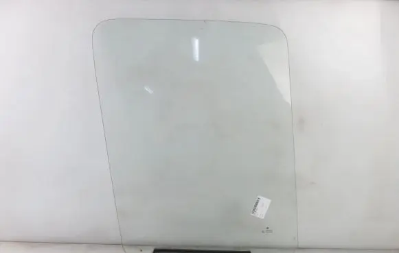 Volkswagen II LT Front door window glass four-door