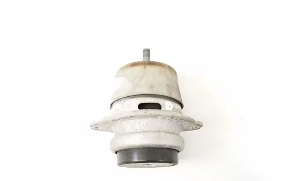 Porsche Cayenne (92A) Engine mount bracket 7P6199131