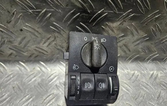 Opel Zafira A Light switch 90561379 201981416