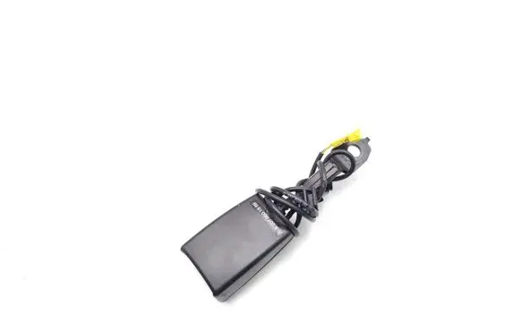 Mercedes-Benz E A207 Front seatbelt buckle A2078601869 617680600D
