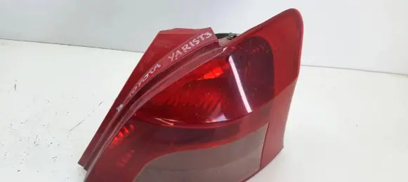 Toyota Yaris Rear/tail lights YAR15T3