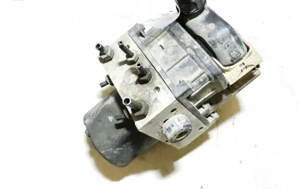 Ford Mondeo Mk III ABS Pump 1s712m110ae 1s71-2m110-ae