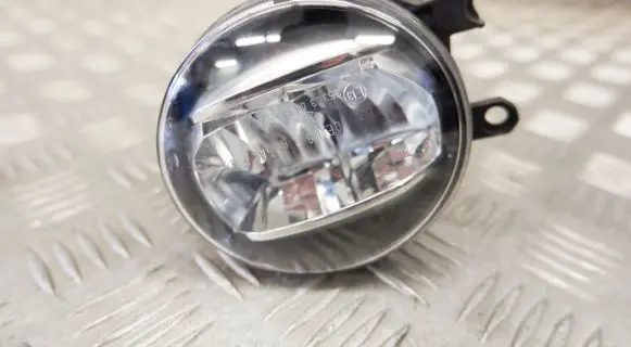 Toyota Highlander XU70 Front fog light 812100E050