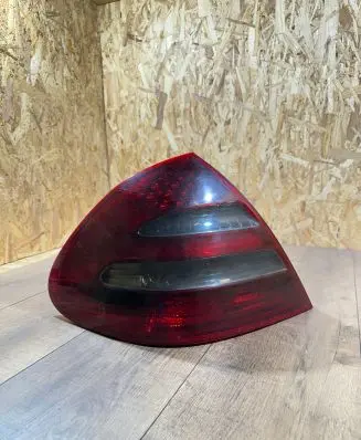 Mercedes-Benz E W211 Rear/tail lights a2118200564 01VW081439H