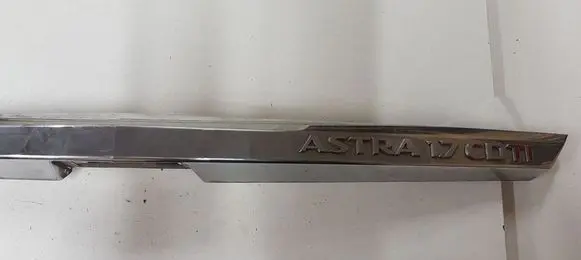 Opel Astra H Tailgate trim 461088395 13105814