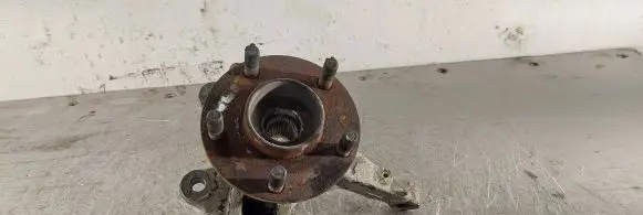 Ford Focus C-MAX Front wheel hub spindle knuckle