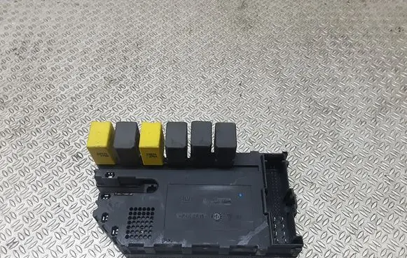 Opel Zafira A Comfort/convenience module 09136113