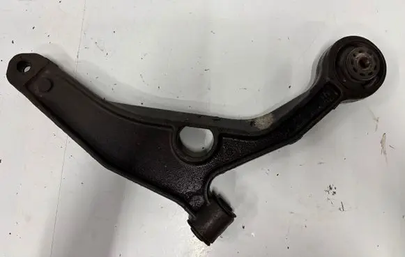 Front lower control arm/wishbone