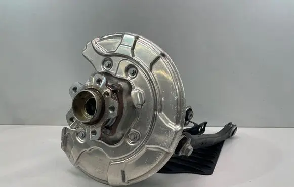 BMW 5 G30 G31 G38 Rear wheel hub spindle/knuckle 6866337