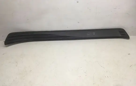 BMW 5 E60 E61 Side skirt front trim 51477034303 51477074503
