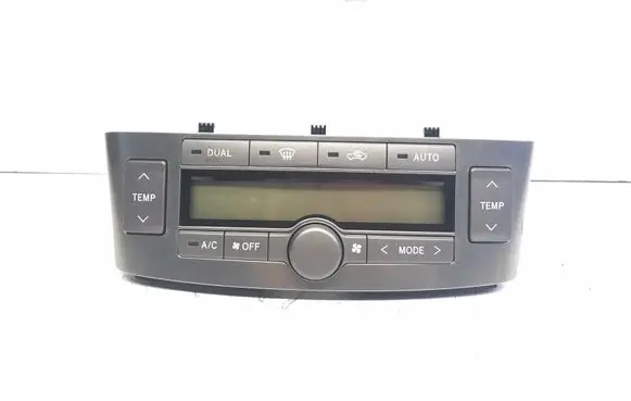 Toyota Avensis T270 Climate control unit 55900 05210 MB146570