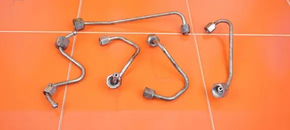 BMW 1 F20 F21 Fuel injector supply line/pipe 55218924 20MB56