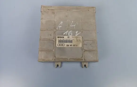 Audi A4 S4 B5 8D Engine control unit/module 8D0907557H 0261203940 0261203941