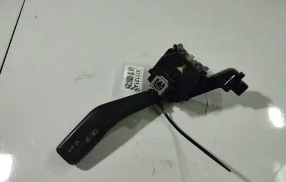 Volkswagen Golf V Indicator stalk 1K0953513