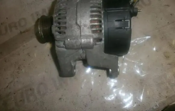 Nissan Micra Generator/alternator 231005f600