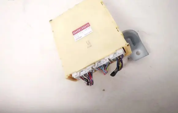 Toyota Avensis Verso Other control units/modules 8865044210 88650-44210
