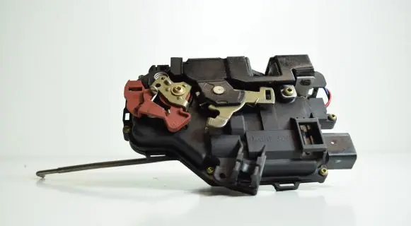 Audi A2 Front door lock 8Z1837016E