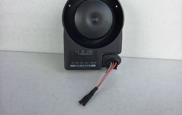 Audi Q5 SQ5 8R Alarm system siren 1K0951605C