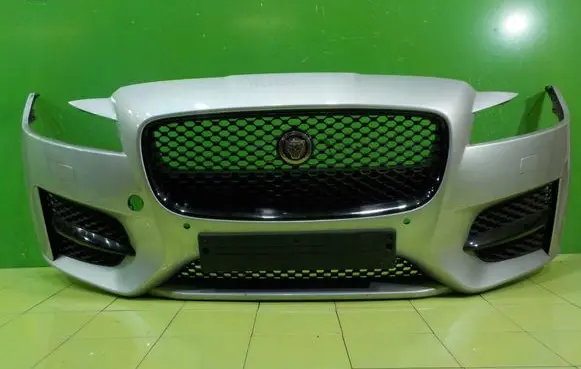 Jaguar XF X260 Front bumper PRZOD
