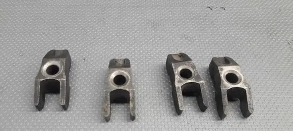 Volkswagen Golf IV Fuel Injector clamp holder 