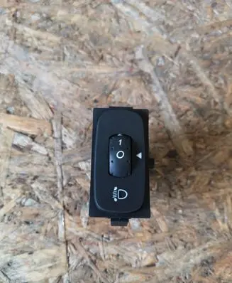 Renault Espace - Grand espace IV Headlight level height control switch 8200147868