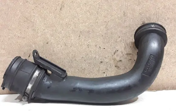 Volvo V70 Intercooler hose/pipe 30741667